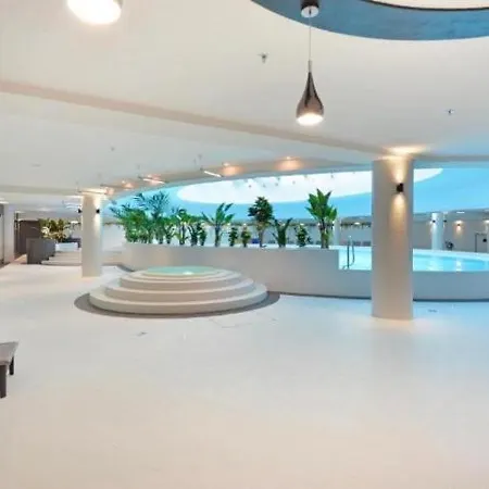 Apartment Hanza Tower White 24 Spa Jacussi & Pool & Sauna